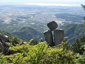 写真8 地蔵岩