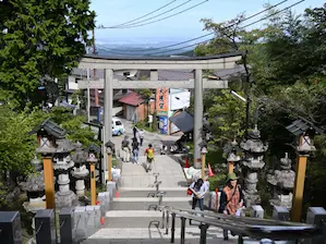 写真20 武蔵御嶽神社の鳥居