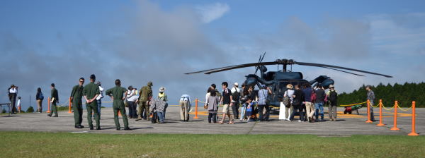 写真５ 救助機UH-60J