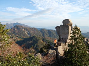 写真3 地蔵岩 写真3
