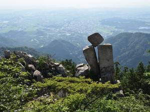 写真2 地蔵岩 写真2 地蔵岩