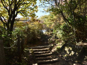 写真8 御在所岳山頂の遊歩道 写真8 御在所岳山頂の遊歩道