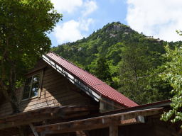 写真11 藤内小屋 写真11 藤内小屋