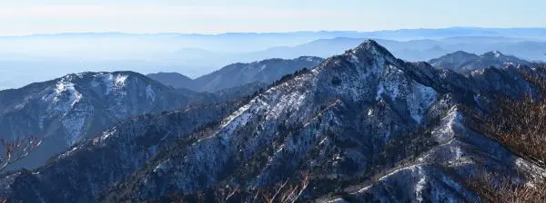 写真7 鎌ヶ岳 写真7 鎌ヶ岳
